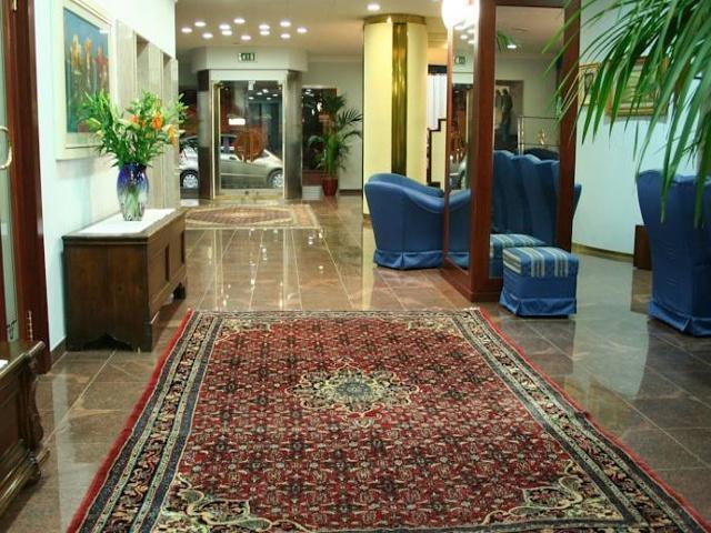 Hotel President 4*